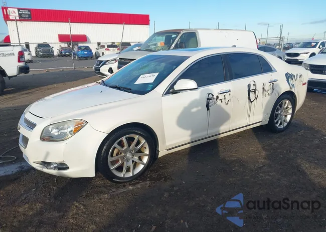 1G1ZE5E05CF162053: 44122030