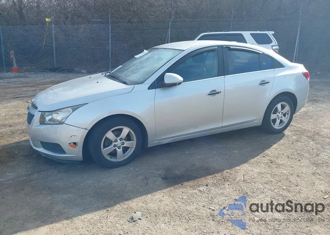 1G1PF5SC4C7190052: 44122072