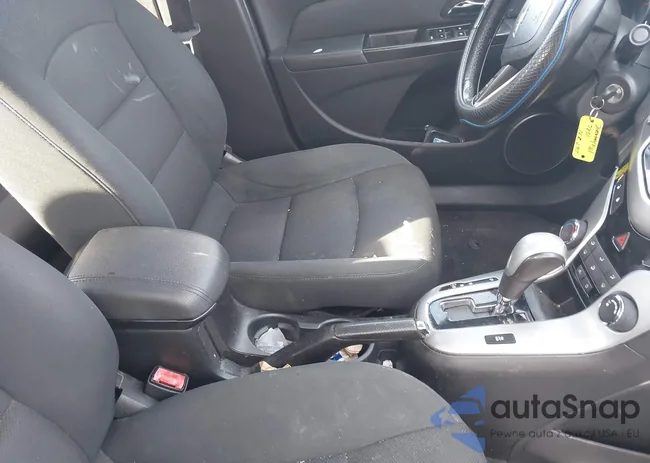 1G1PF5SC4C7190052: 44122072