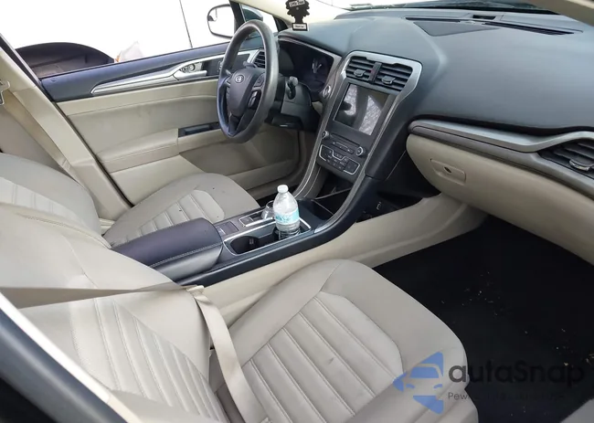 3FA6P0H72JR228161: 44122086