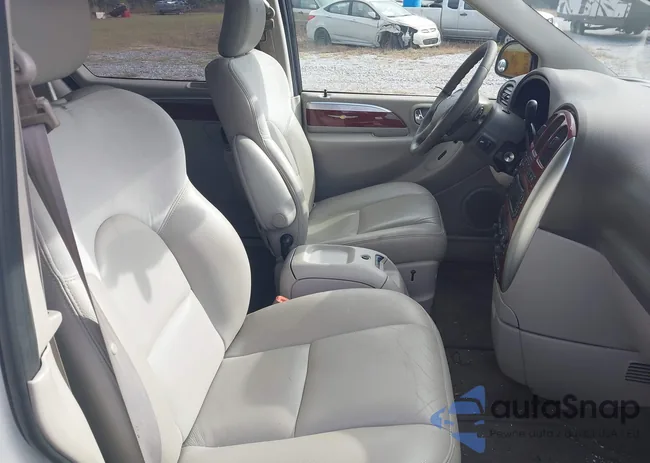 2C8GP64L15R277544: 44121092