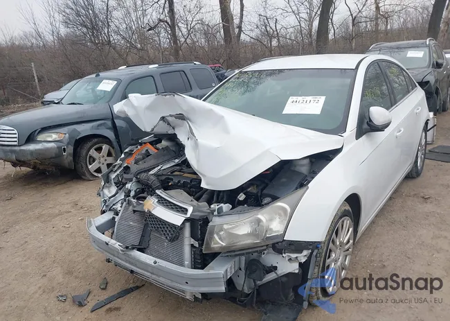 1G1PK5SC0C7220871: 44121172