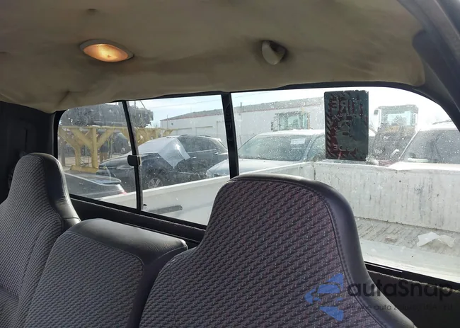 3B7KC26Z1XM574728: 44121178