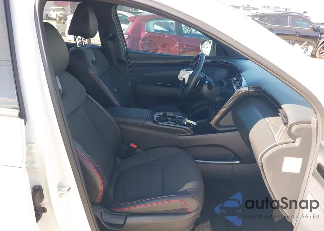 KM8JFCD17RU157114: 44121188