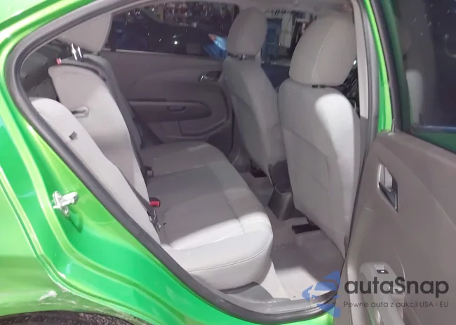 1G1JC5SH4E4216115: 44121279