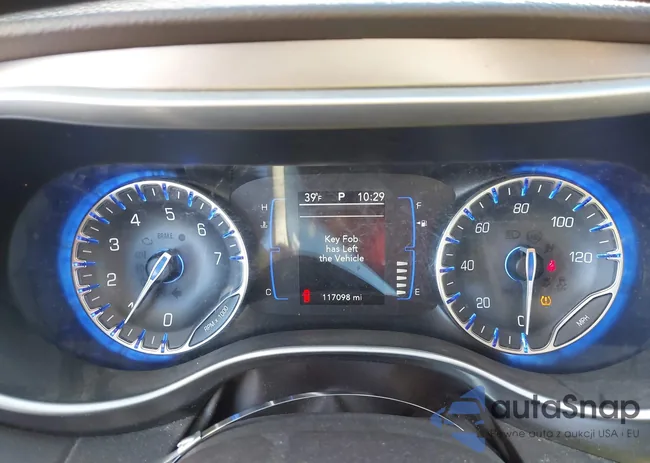 2C4RC1AG4JR157215: 44121305