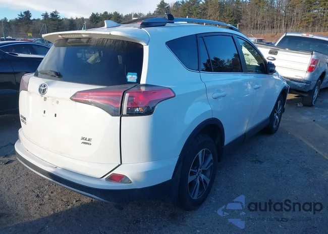 JTMRFREV9JD240754: 44121320