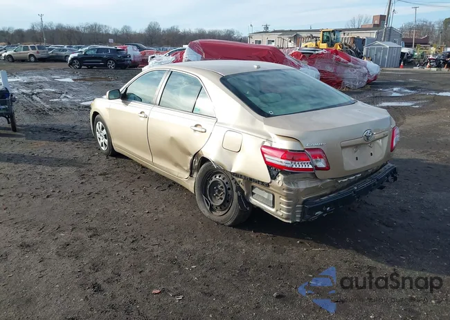 4T1BF3EK3AU089071: 44121356