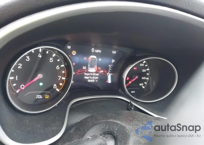 3C4NJDBB9JT354760: 44121395