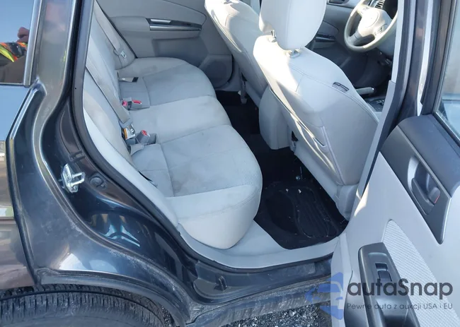 JF2SHABC6DH415038: 44121398