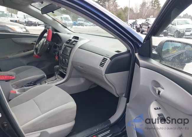 2T1BU4EE2CC819000: 44121413