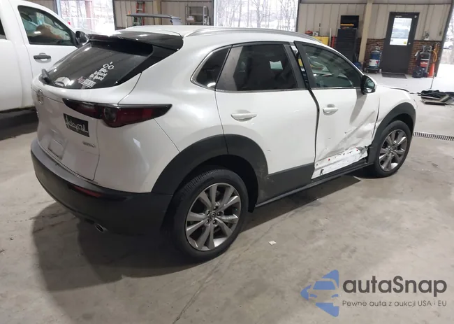 3MVDMBBL9NM436969: 44121468