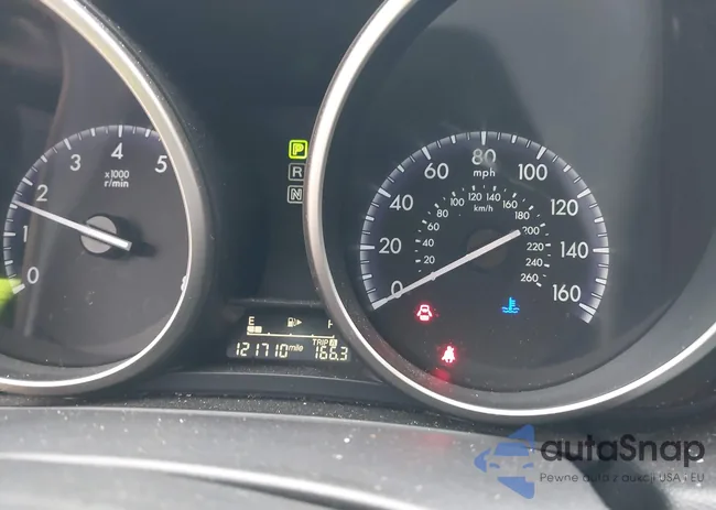 JM1BL1UG0C1536118: 44121472