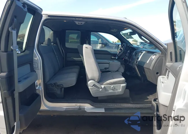 1FTEX1EM2EFC46281: 44122528