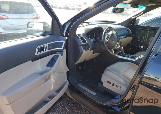 1FM5K7F82DGC15491: 44122585