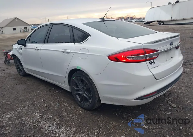 3FA6P0H71JR139293: 44122698