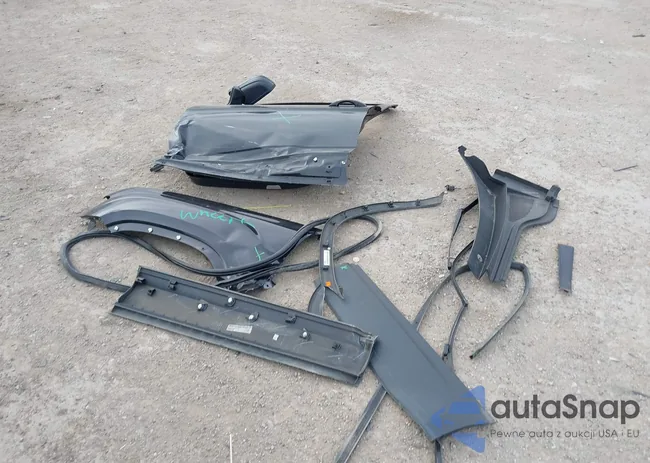 1V2DP2CA8JC600311: 44122725