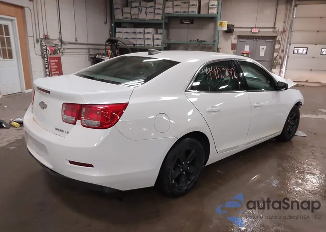 1G11A5SA8GU156626: 44122792