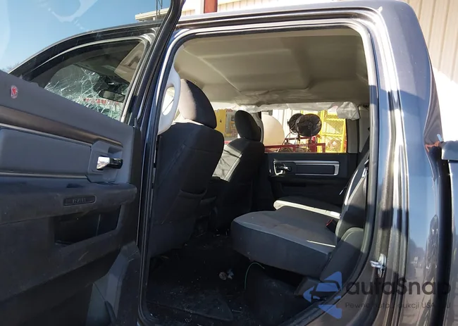 1C6RR7TT7MS518457: 44122810