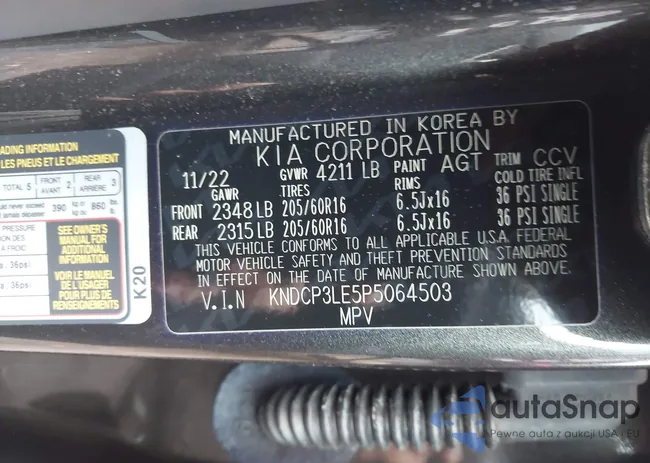 KNDCP3LE5P5064503: 44122876