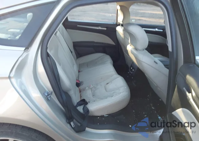 3FA6P0D98JR205572: 44122938