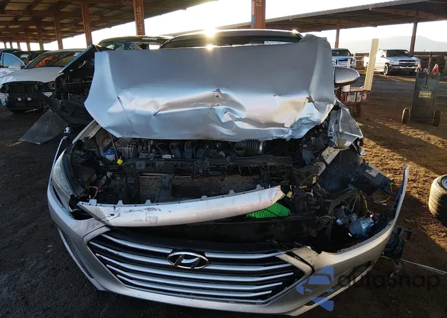 5NPD84LF4JH291625: 44122969