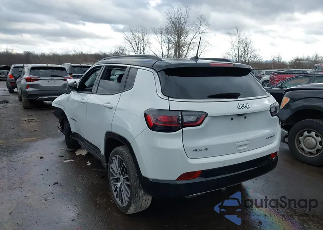 3C4NJDCN8PT519845: 44122128