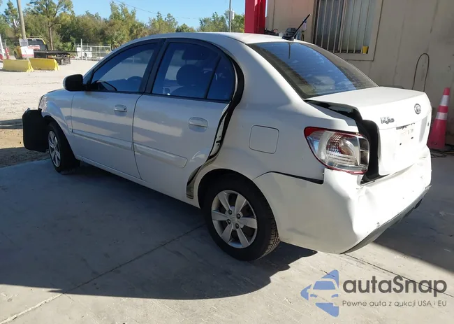 KNADH4A37B6749840: 44122133