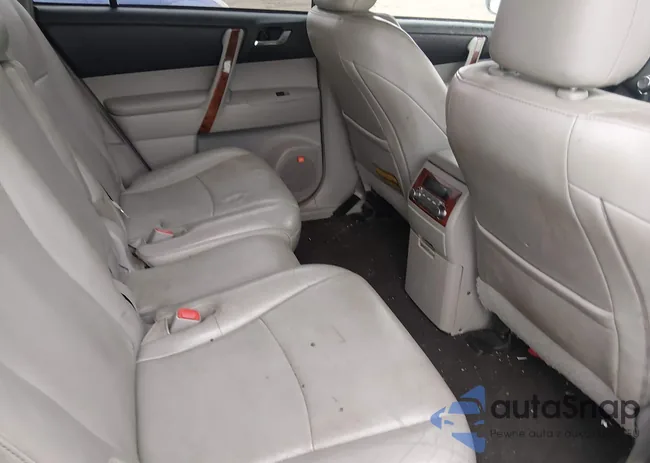 5TDDK3EH2CS102087: 44122147