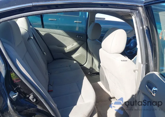 1N4AL2AP2BN513006: 44122155