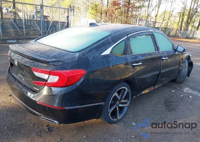 1HGCV1F92JA103170: 44122177