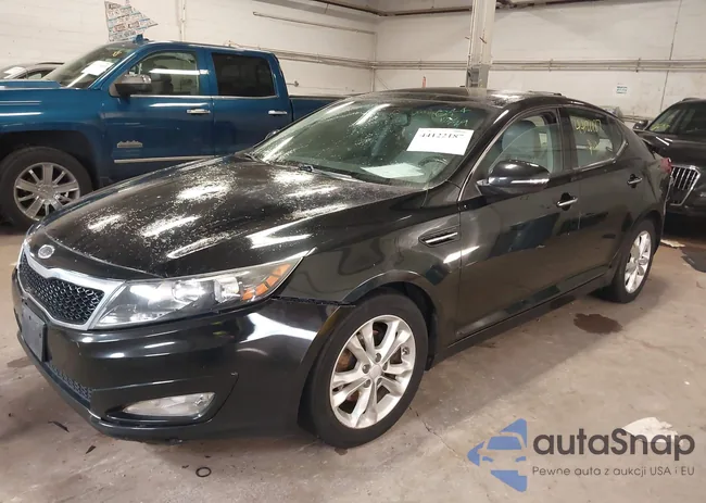 5XXGN4A77CG049976: 44122187