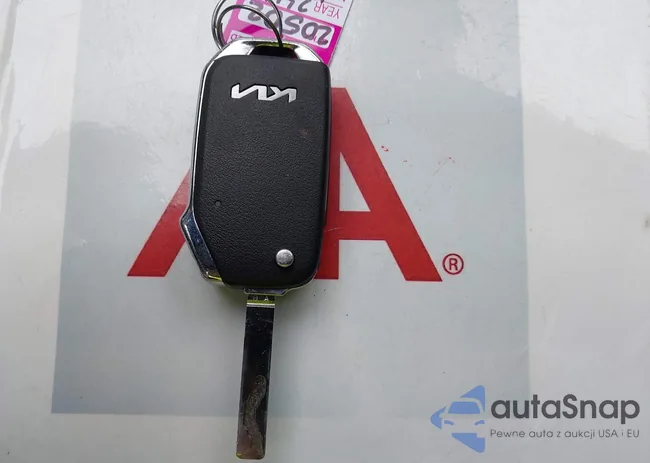 3KPF24AD9RE781313: 44122208