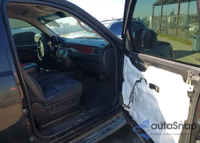 1GNEC233X9R205405: 44122227