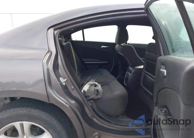 2C3CDXBG6KH718739: 44122237