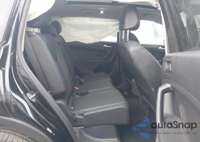 3VV3B7AXXJM219186: 44122274