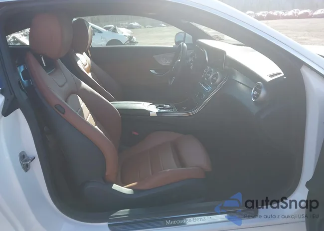 WDDWJ8EB3LF960968: 44122294