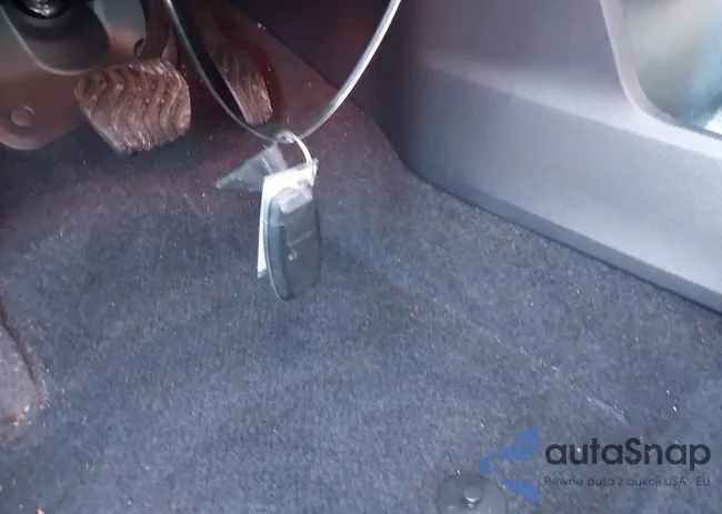 5N1BT3AB1PC949823: 44122379