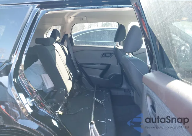 5N1BT3AB1PC949823: 44122379