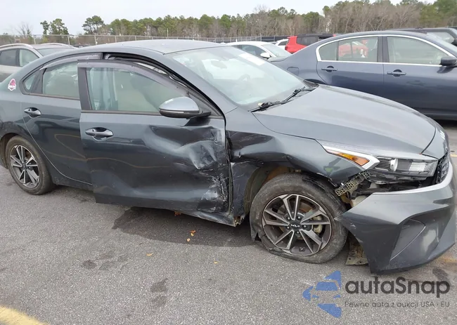 3KPF24AD3NE420671: 44122423