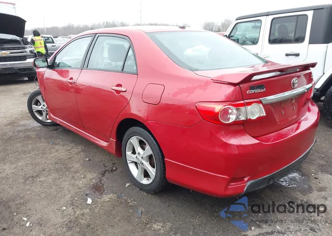 2T1BU4EE9BC596565: 44122427