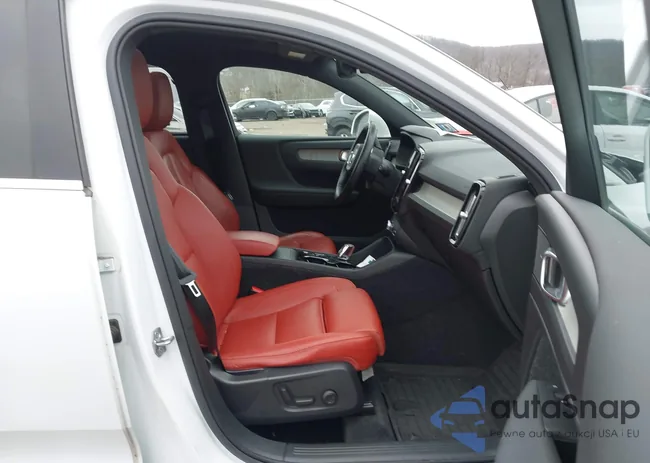 YV4162UL3K2073371: 44123589