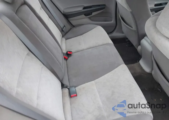 1HGCP2F30AA124014: 44123651