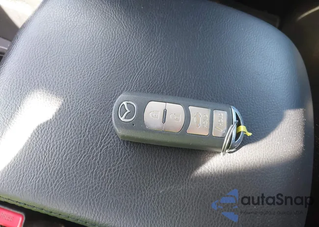 3MZBN1U77HM127437: 44123676