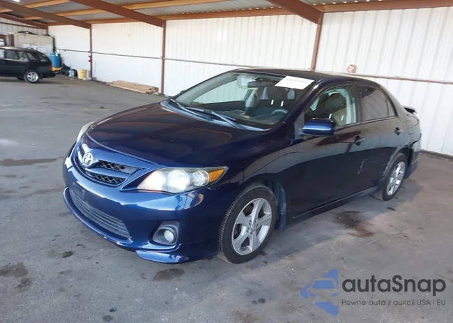 2T1BU4EE4DC964993: 44123771