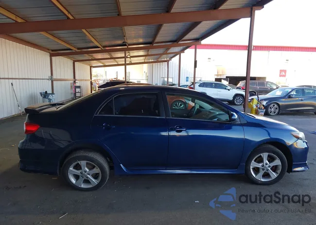 2T1BU4EE4DC964993: 44123771