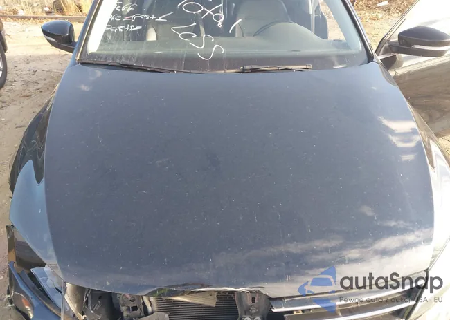 3VWDB7AJ6HM220325: 44123772