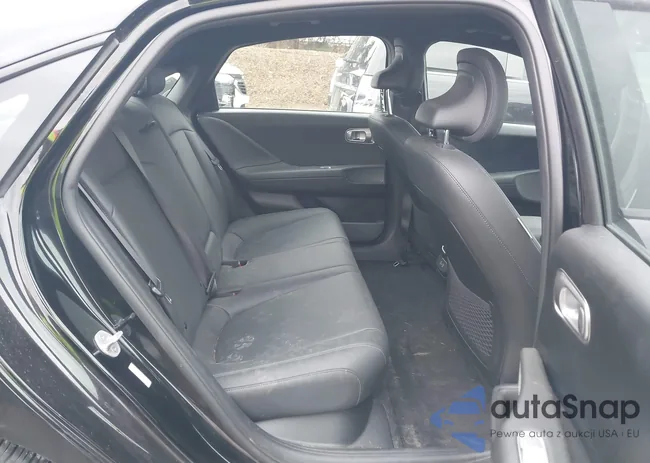 KMHM34AC7PA022392: 44123774