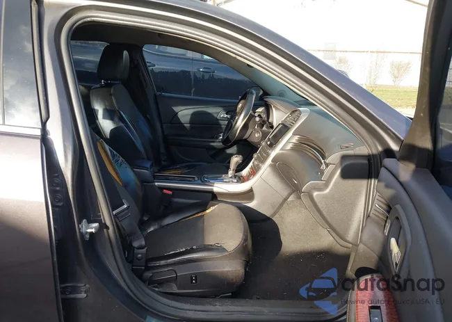 1G11D5RR7DF111681: 44123780