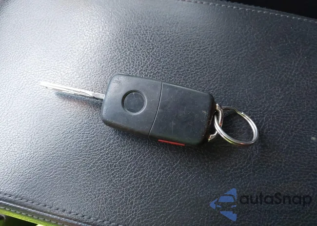 1VWDT7A37HC037399: 44123787